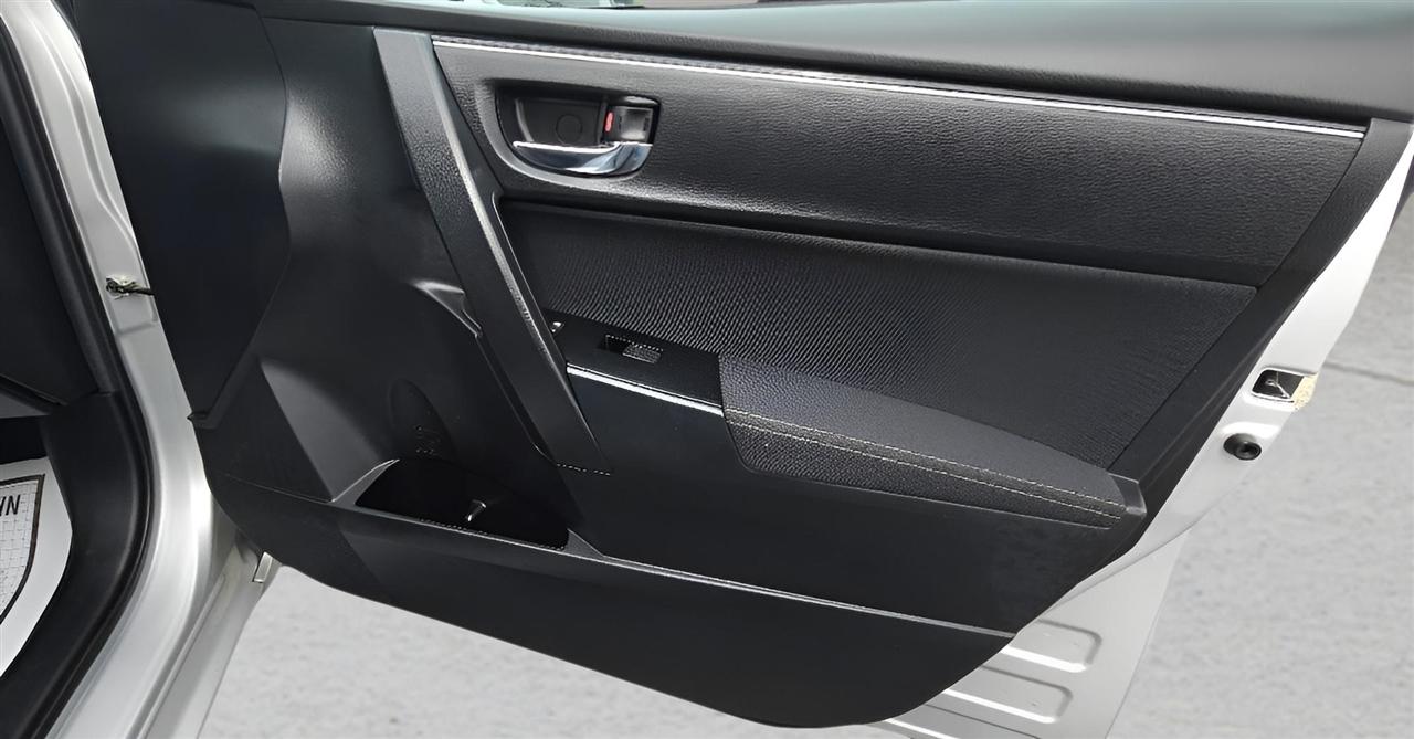 Toyota Corolla LE 2019