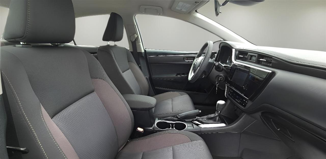 Toyota Corolla LE 2019