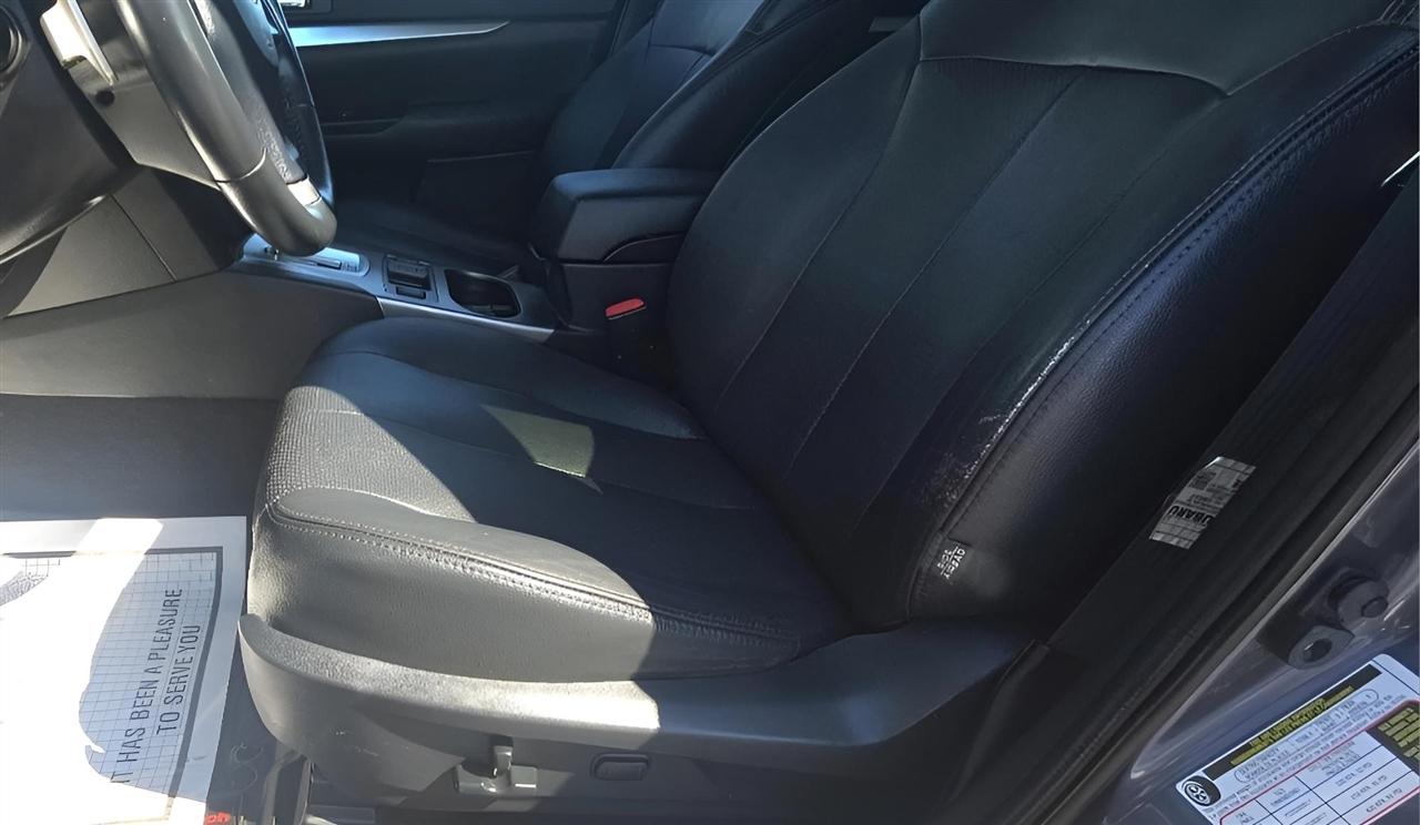 Subaru Outback 4dr Wgn H4 Auto 2.5i Premium 2014
