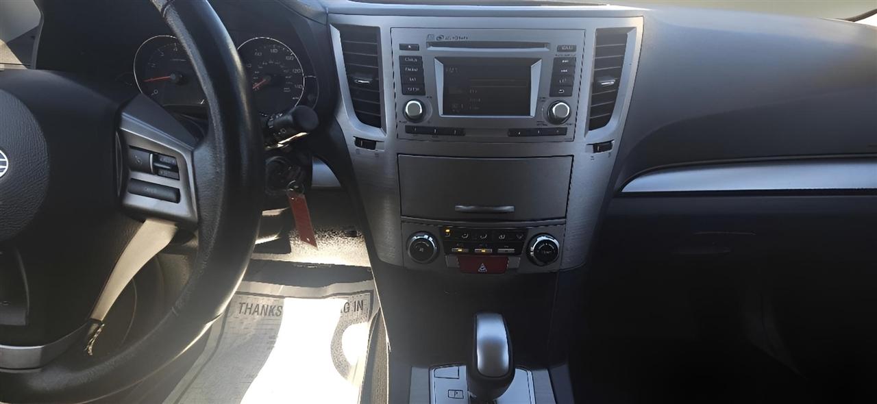Subaru Outback 4dr Wgn H4 Auto 2.5i Premium 2014