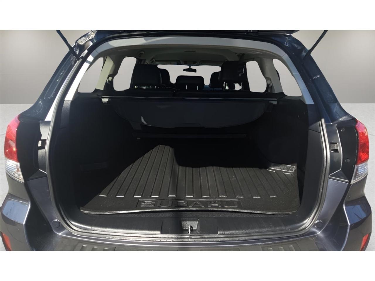 Subaru Outback 4dr Wgn H4 Auto 2.5i Premium 2014