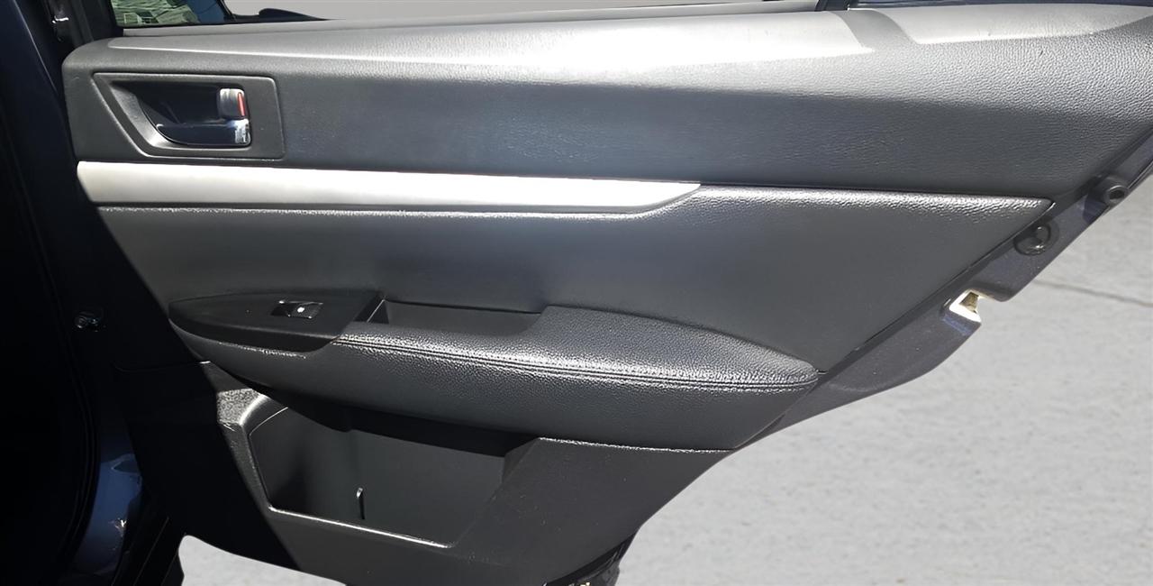 Subaru Outback 4dr Wgn H4 Auto 2.5i Premium 2014