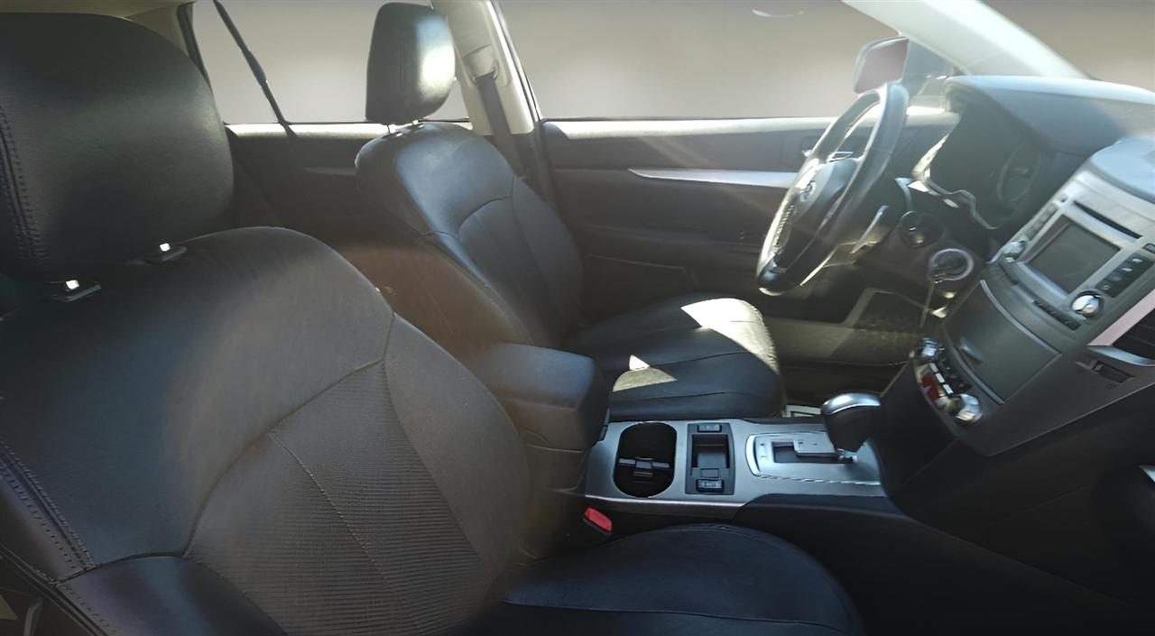 Subaru Outback 4dr Wgn H4 Auto 2.5i Premium 2014