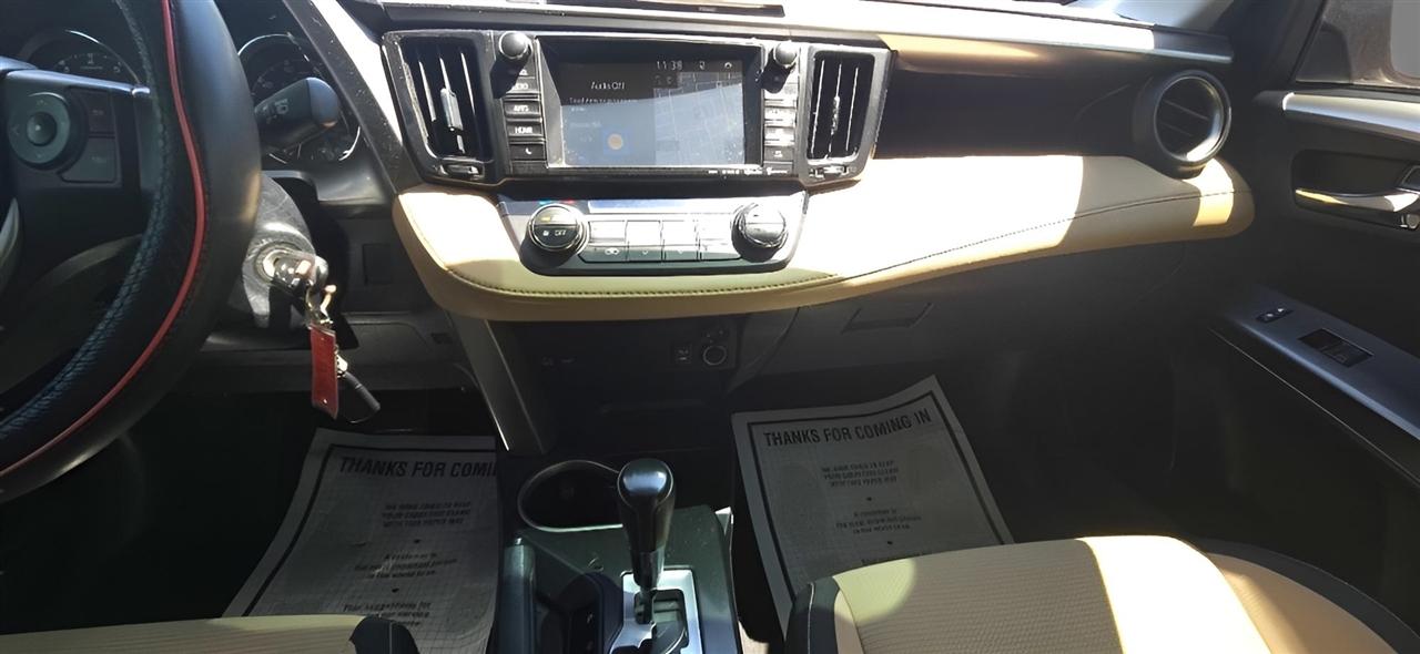 Toyota RAV4 AWD 4dr XLE (Natl) 2016