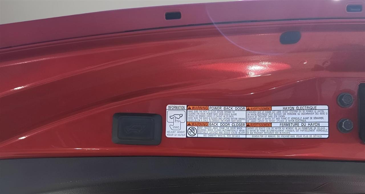 Toyota RAV4 AWD 4dr XLE (Natl) 2016