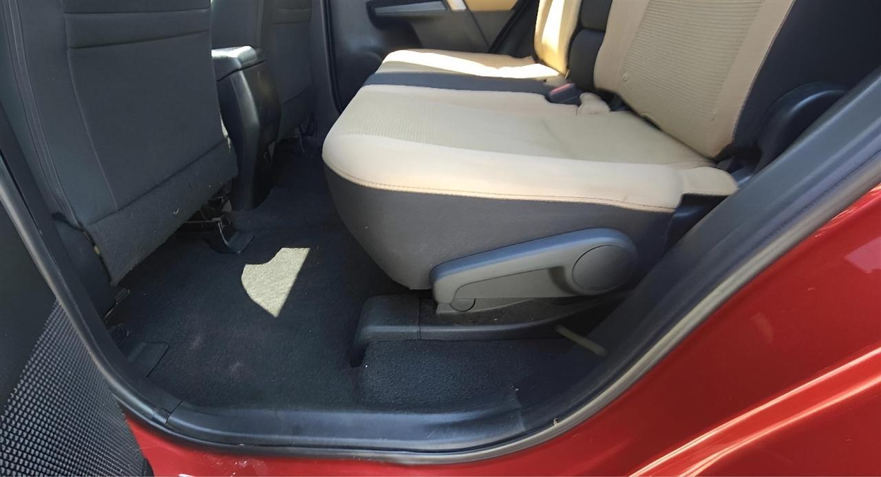 Toyota RAV4 AWD 4dr XLE (Natl) 2016
