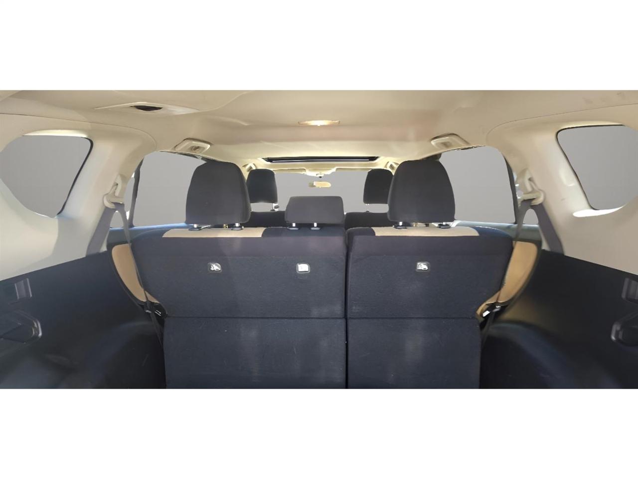 Toyota RAV4 AWD 4dr XLE (Natl) 2016