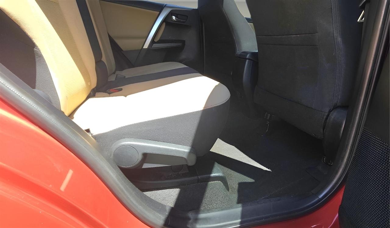 Toyota RAV4 AWD 4dr XLE (Natl) 2016