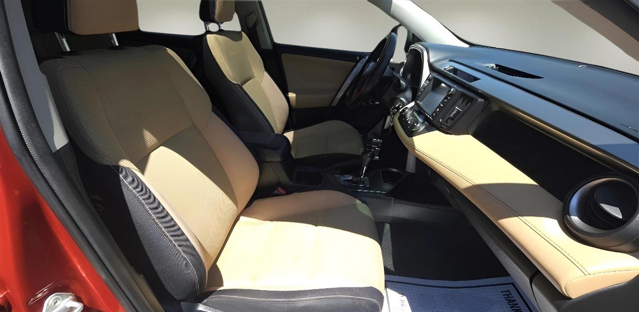 Toyota RAV4 AWD 4dr XLE (Natl) 2016