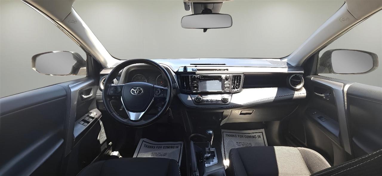 Toyota RAV4 XLE AWD (Natl) 2017
