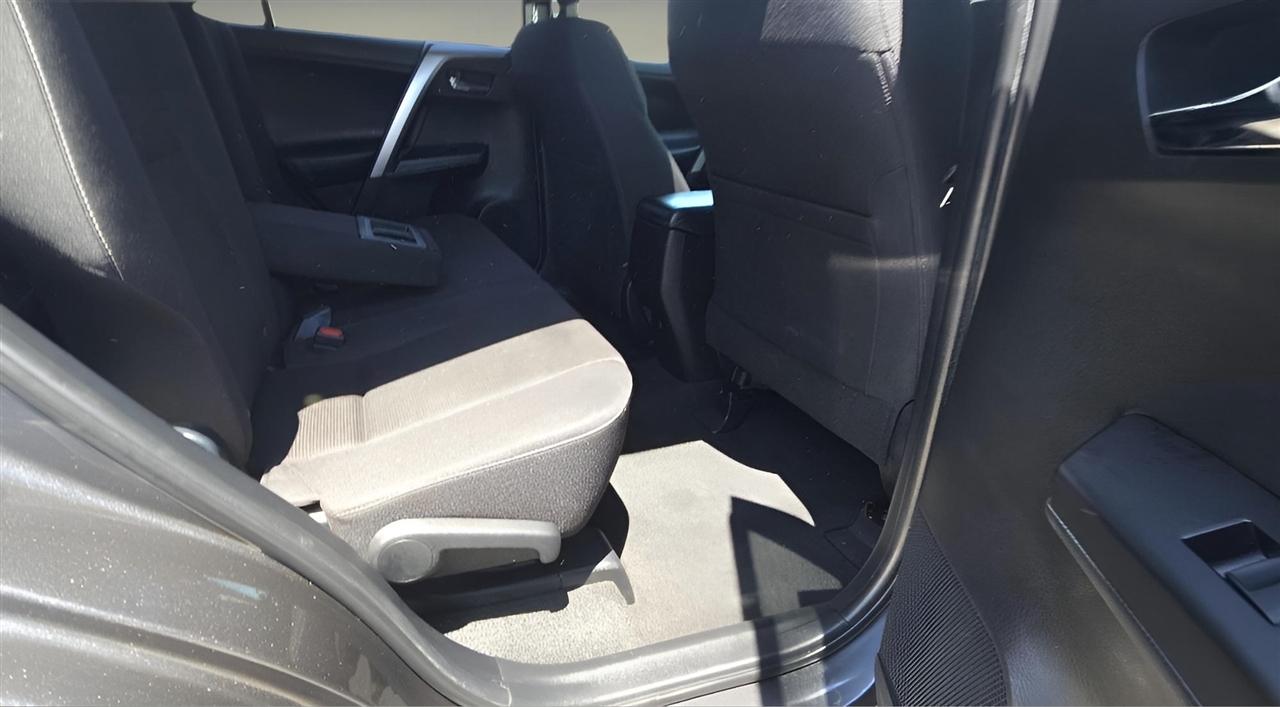 Toyota RAV4 XLE AWD (Natl) 2017
