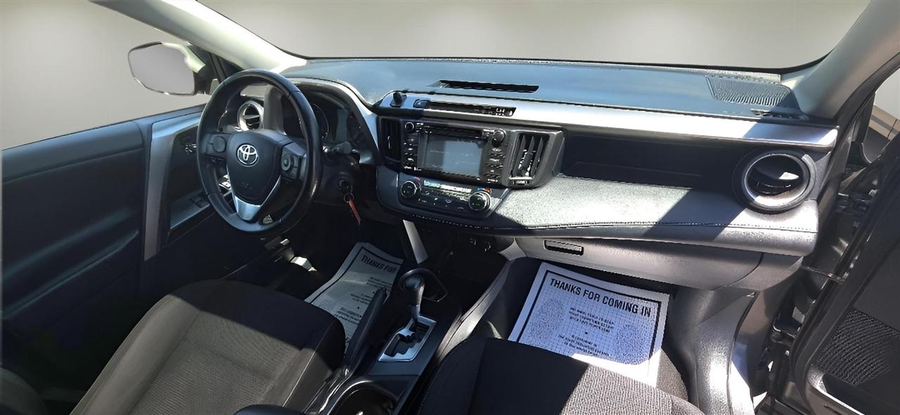 Toyota RAV4 XLE AWD (Natl) 2017