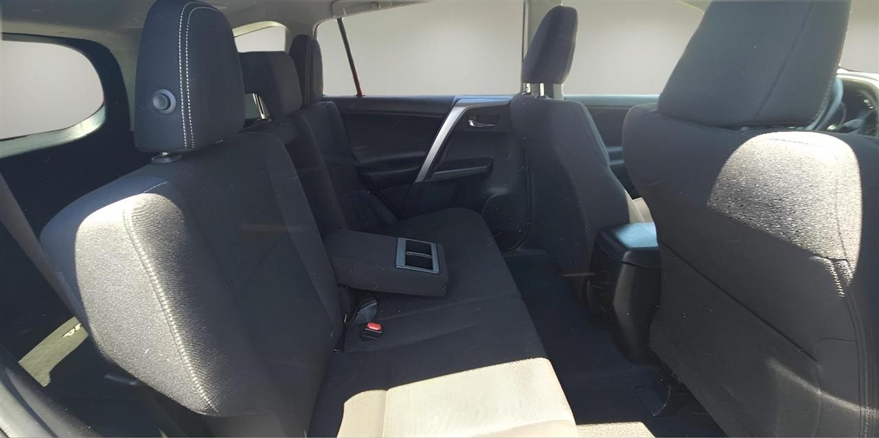 Toyota RAV4 XLE AWD (Natl) 2017