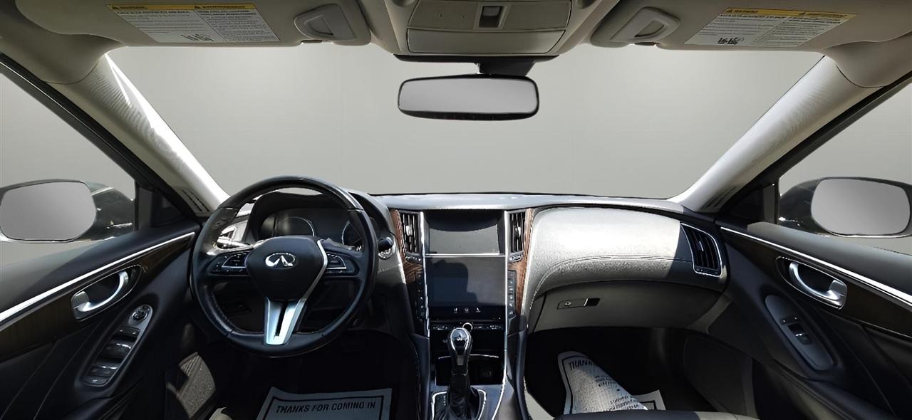 Infiniti Q50 3.0t LUXE AWD 2018