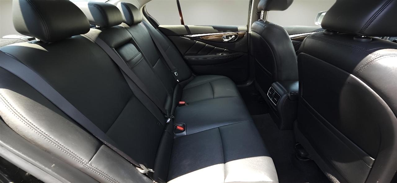 Infiniti Q50 3.0t LUXE AWD 2018
