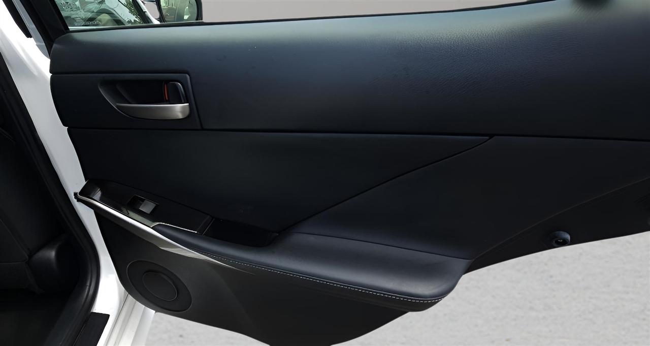 Lexus IS IS 300 AWD 2018