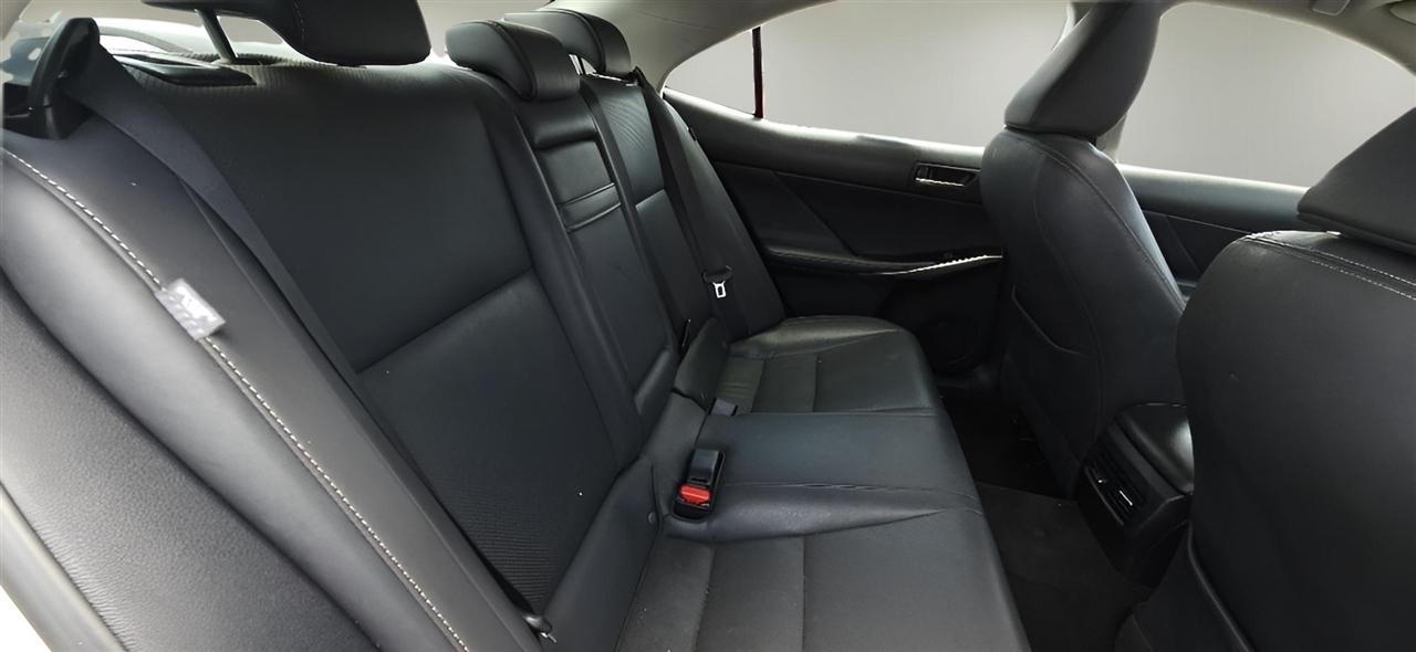 Lexus IS IS 300 AWD 2018