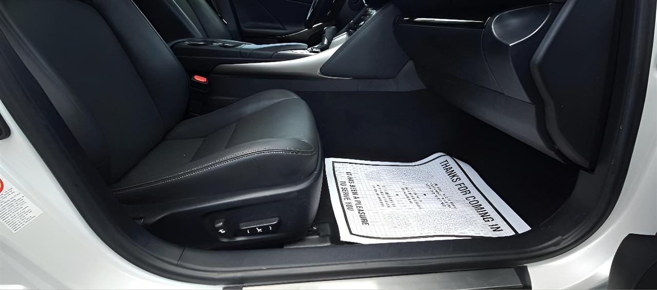 Lexus IS IS 300 AWD 2018