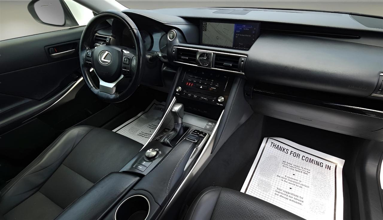 Lexus IS IS 300 AWD 2018