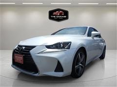 2018 Lexus IS 