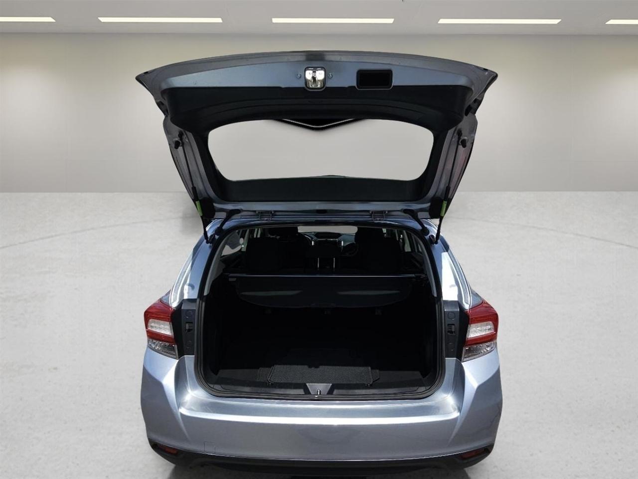 Subaru Impreza 2.0i Premium 5-Door 2018