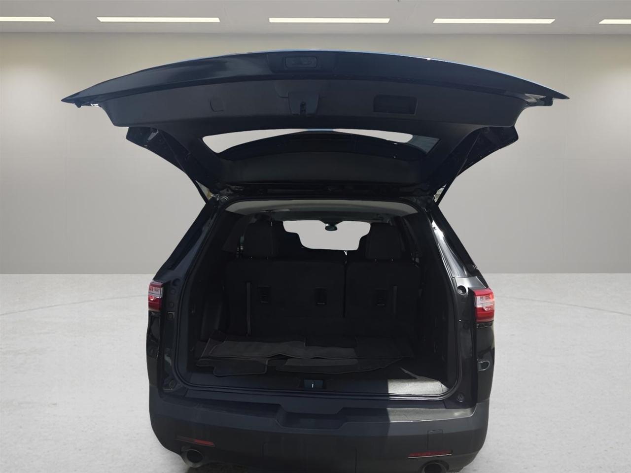Chevrolet Traverse AWD 4dr LS w/1LS 2019
