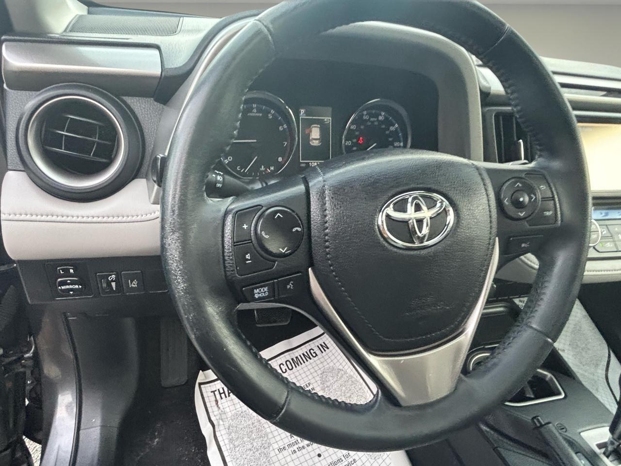 Toyota RAV4 AWD 4dr XLE (Natl) 2016