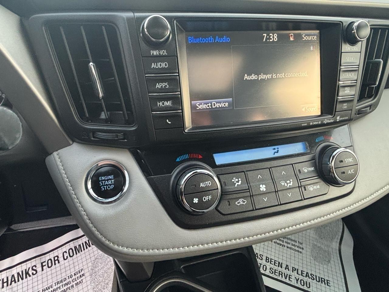 Toyota RAV4 AWD 4dr XLE (Natl) 2016