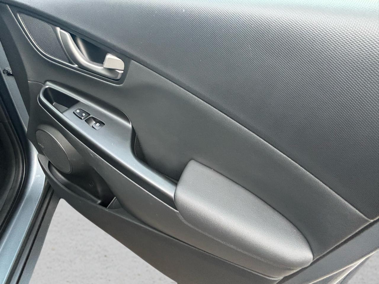 Hyundai Kona Ultimate 2021