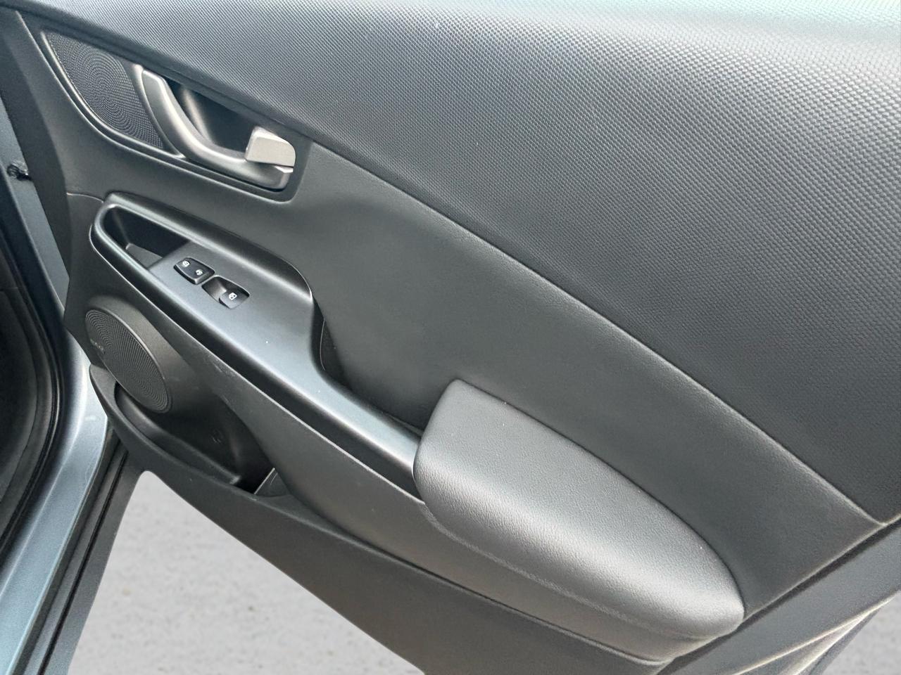 Hyundai Kona Ultimate 2021