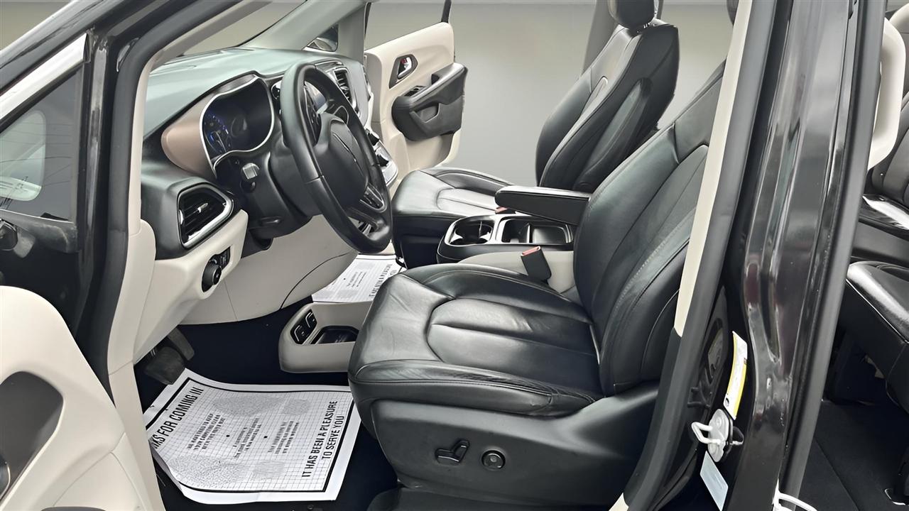 Chrysler Pacifica Touring-L 2017
