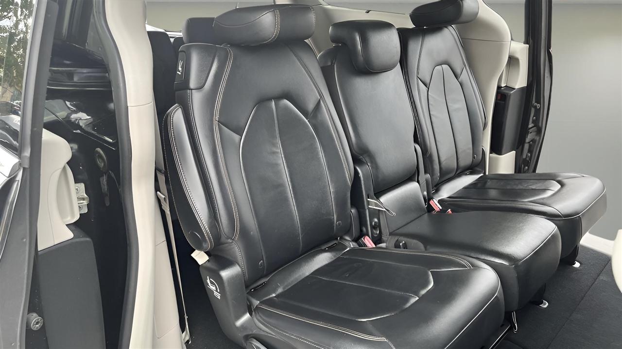 Chrysler Pacifica Touring-L 2017