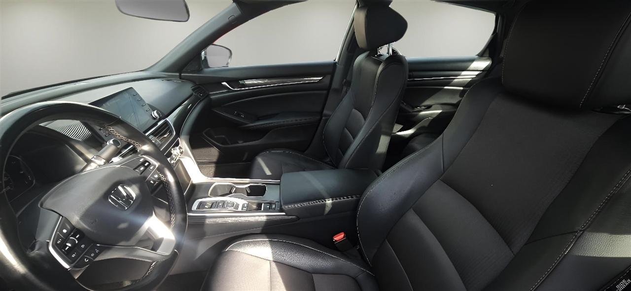 Honda Accord Sedan Sport 2.0T Auto 2018