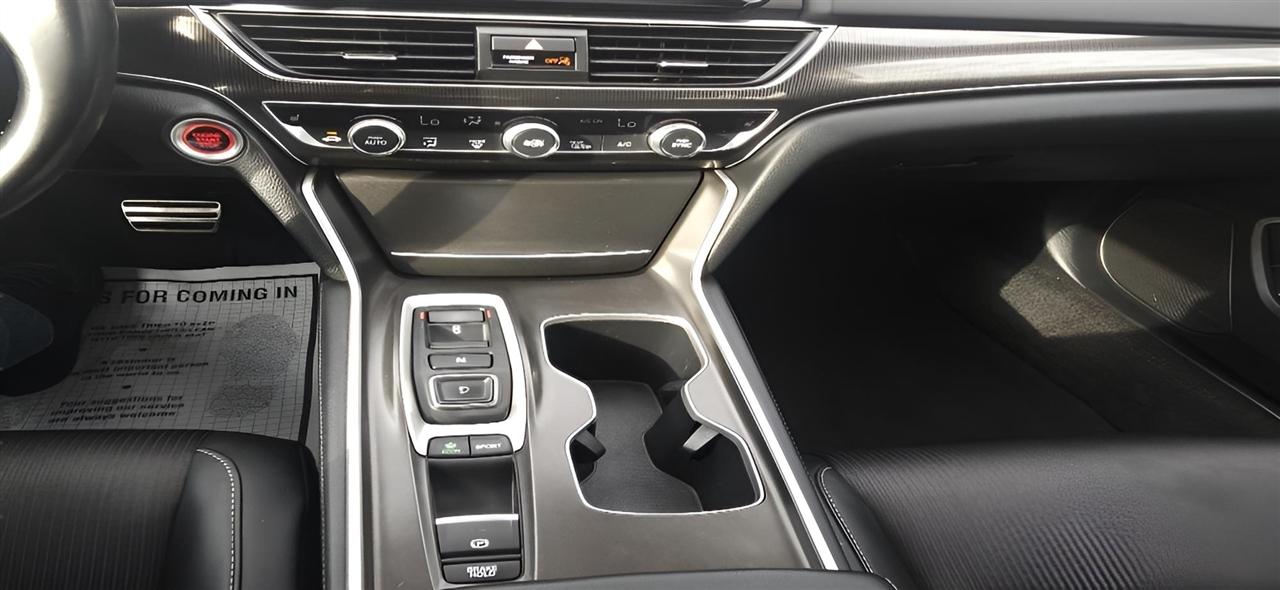 Honda Accord Sedan Sport 2.0T Auto 2018