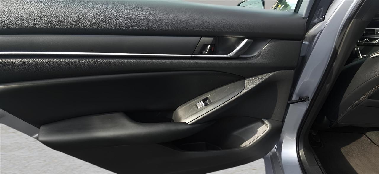 Honda Accord Sedan Sport 2.0T Auto 2018