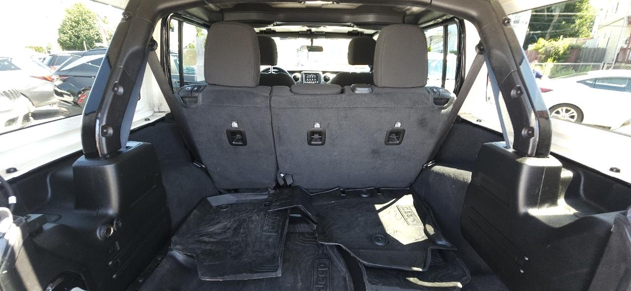 Jeep Wrangler Unlimited Sahara 4x4 2021