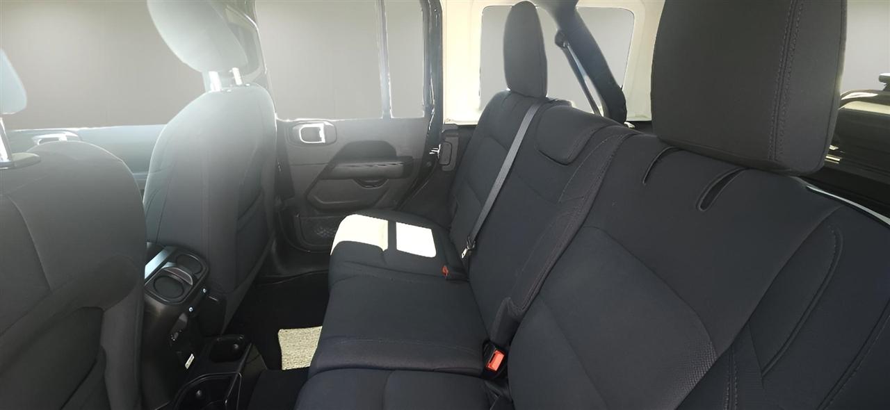 Jeep Wrangler Unlimited Sahara 4x4 2021