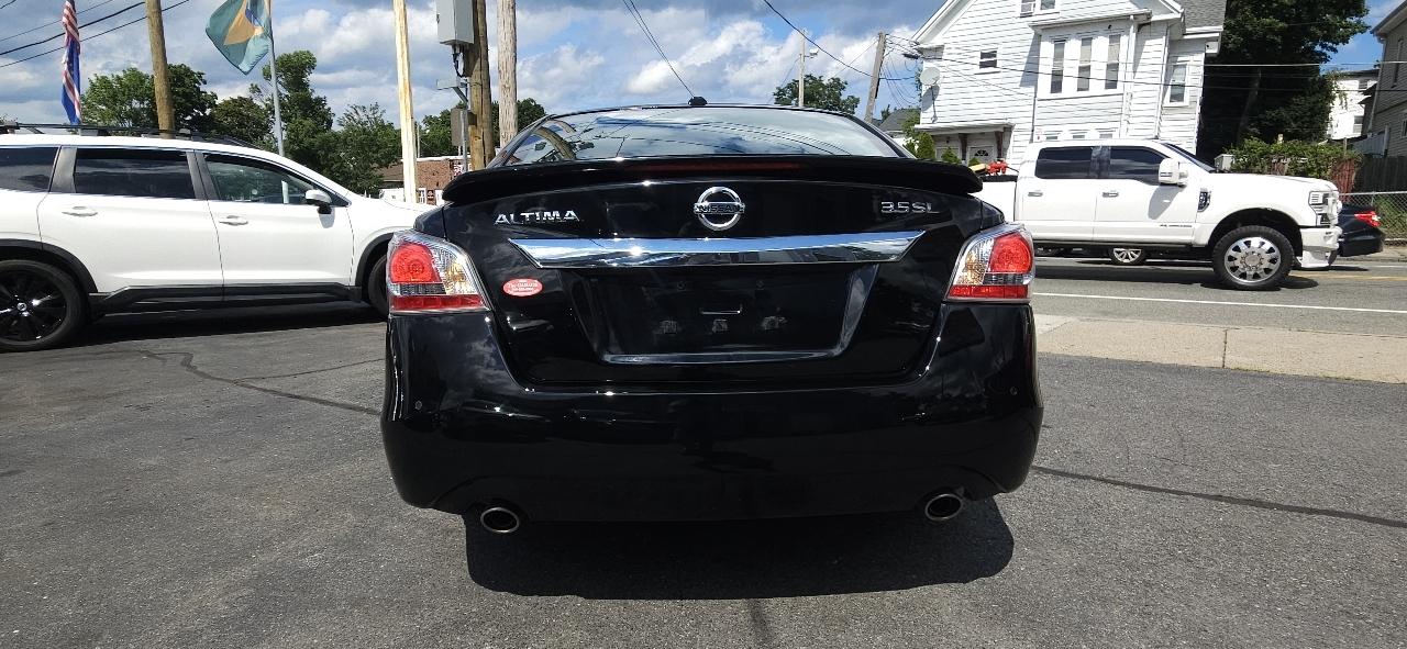 Nissan Altima 4dr Sdn V6 3.5 SL 2015