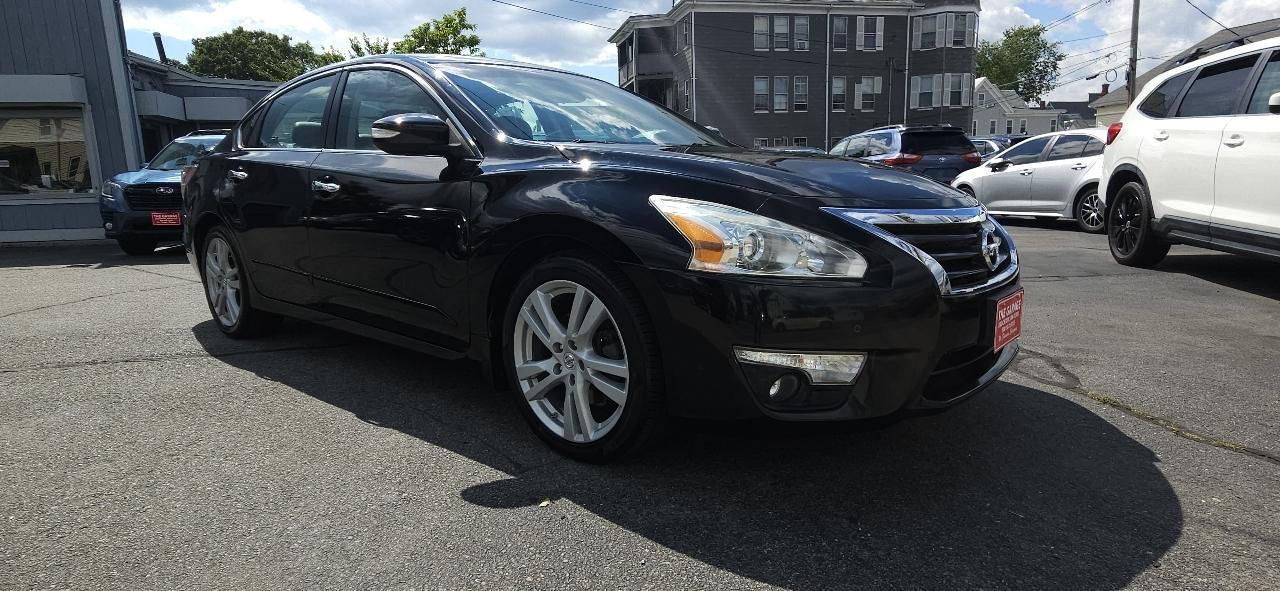 Nissan Altima 4dr Sdn V6 3.5 SL 2015