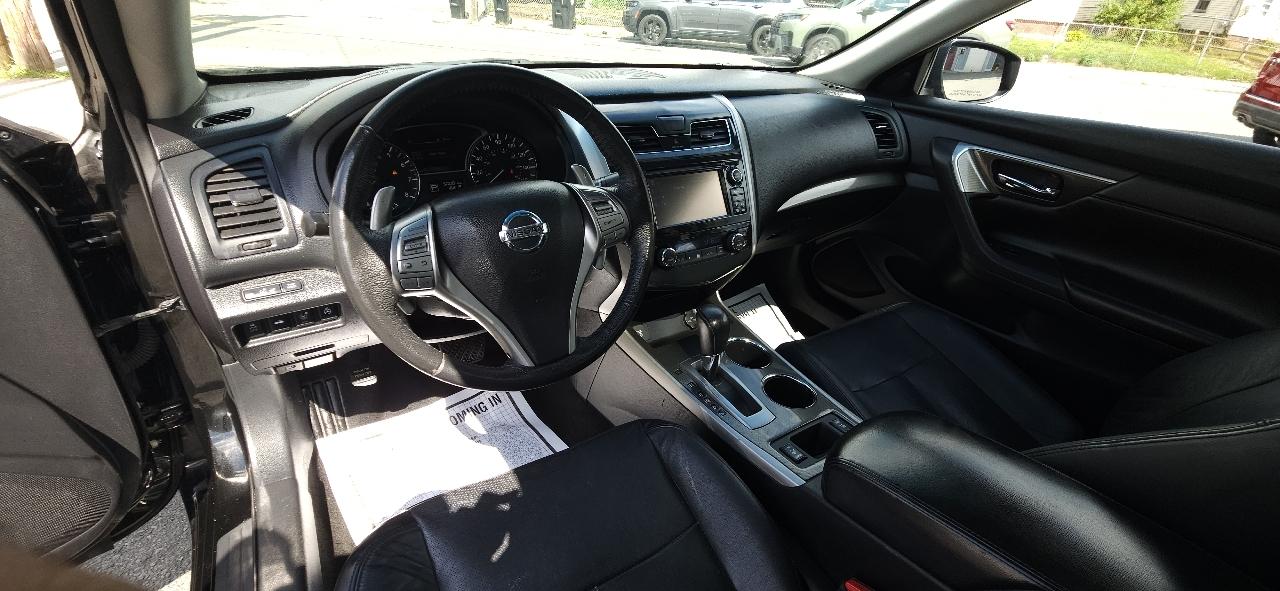 Nissan Altima 4dr Sdn V6 3.5 SL 2015