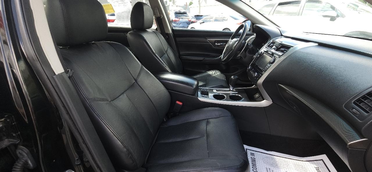 Nissan Altima 4dr Sdn V6 3.5 SL 2015