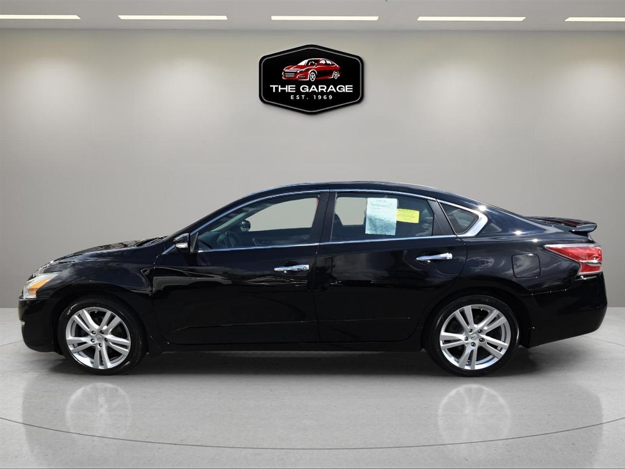 Nissan Altima 4dr Sdn V6 3.5 SL 2015