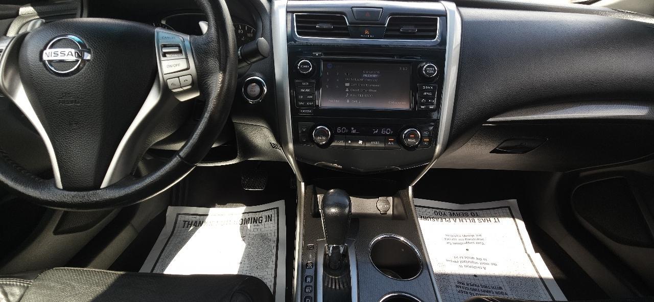 Nissan Altima 4dr Sdn V6 3.5 SL 2015
