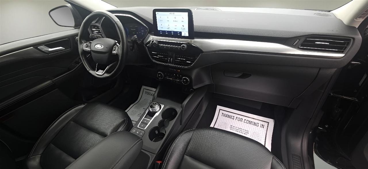 Ford Escape Titanium Hybrid AWD 2021