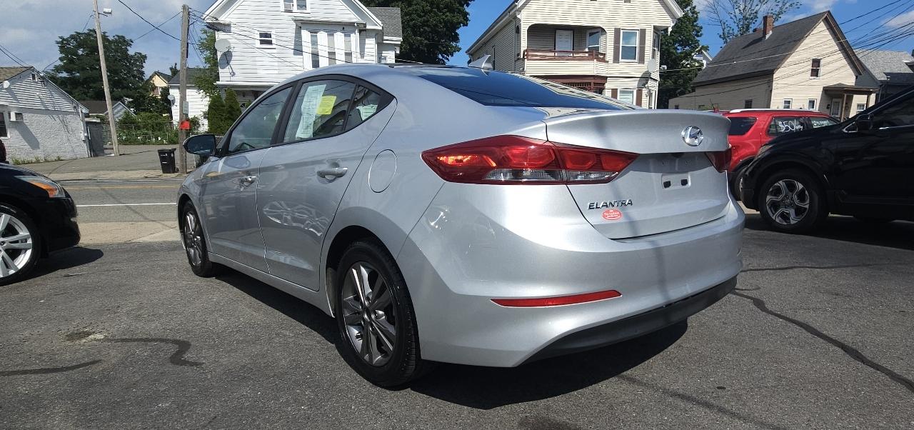 Hyundai Elantra Limited 2018