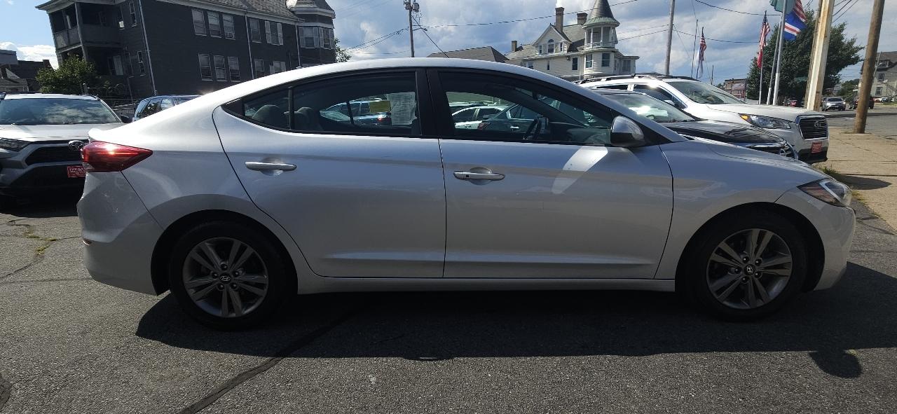 Hyundai Elantra Limited 2018
