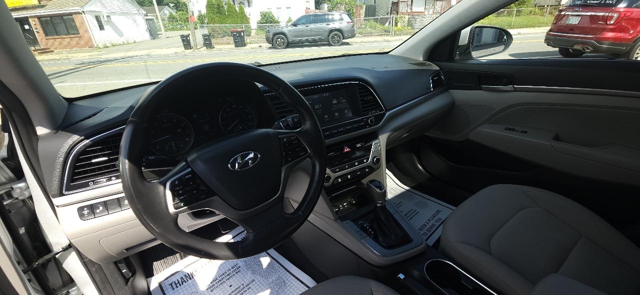 Hyundai Elantra Limited 2018