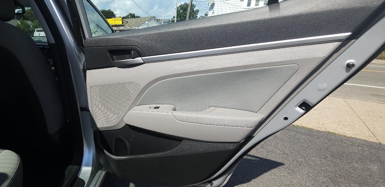 Hyundai Elantra Limited 2018