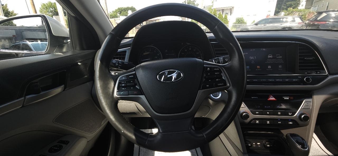 Hyundai Elantra Limited 2018