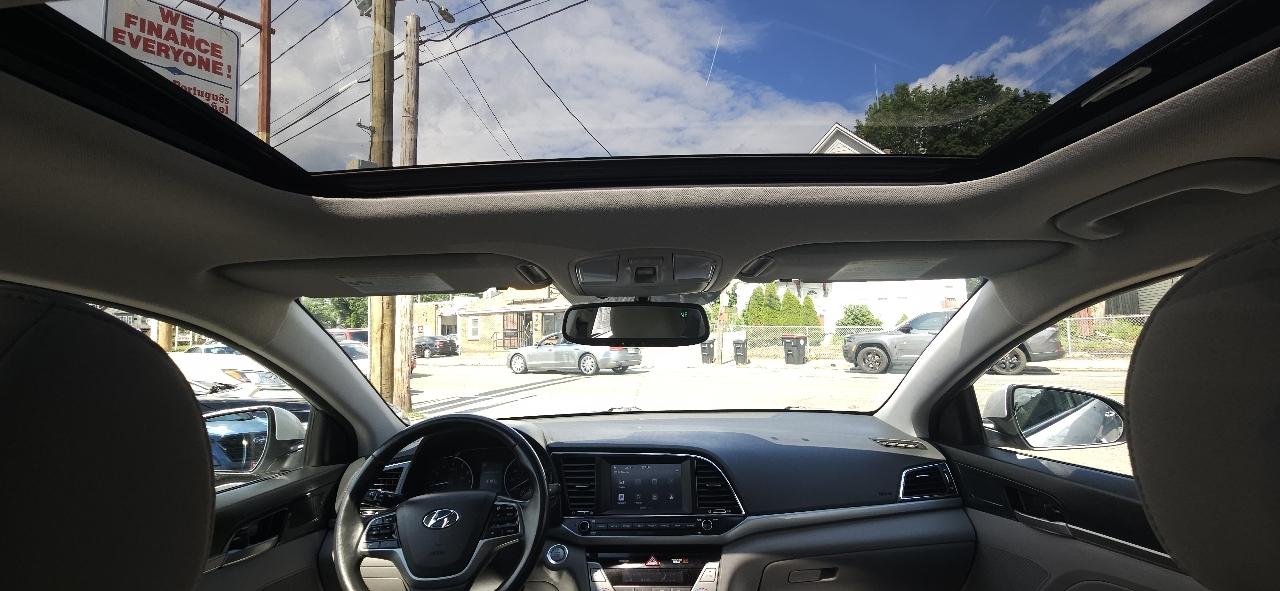 Hyundai Elantra Limited 2018